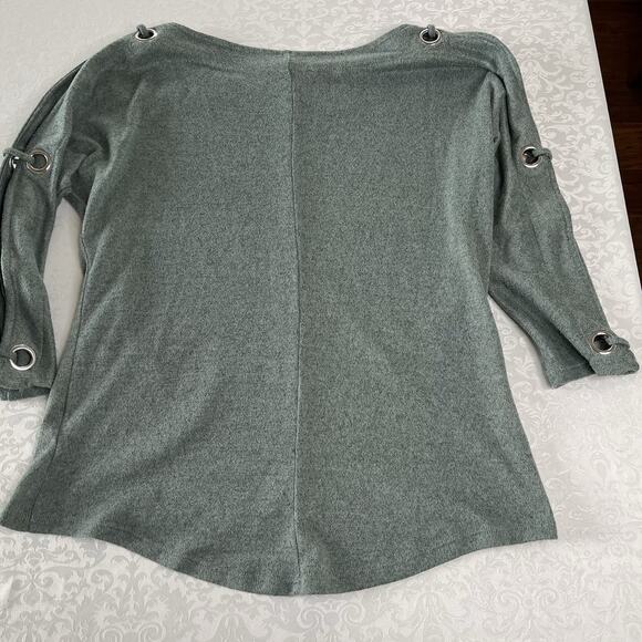 Cable & Gauge Shirt Womens Small Green Open Slit Sleeve Top 3/4 Sleeve Stretch - Picture 2 of 9